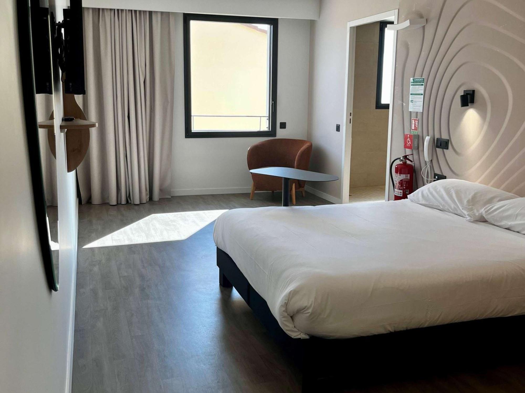 מלון Ibis Styles Cabries Aix-En-Provence Tgv מראה חיצוני תמונה