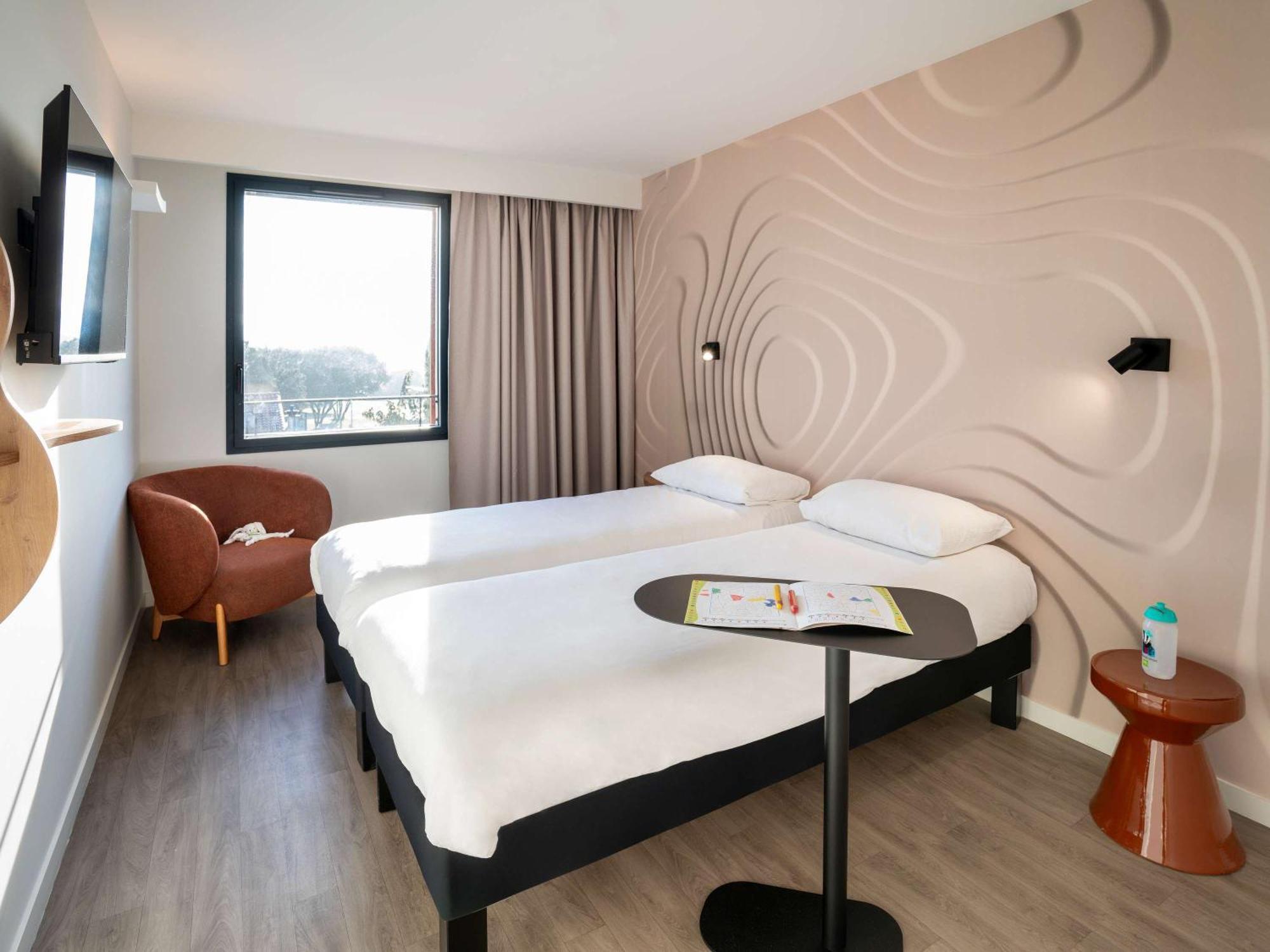 מלון Ibis Styles Cabries Aix-En-Provence Tgv מראה חיצוני תמונה